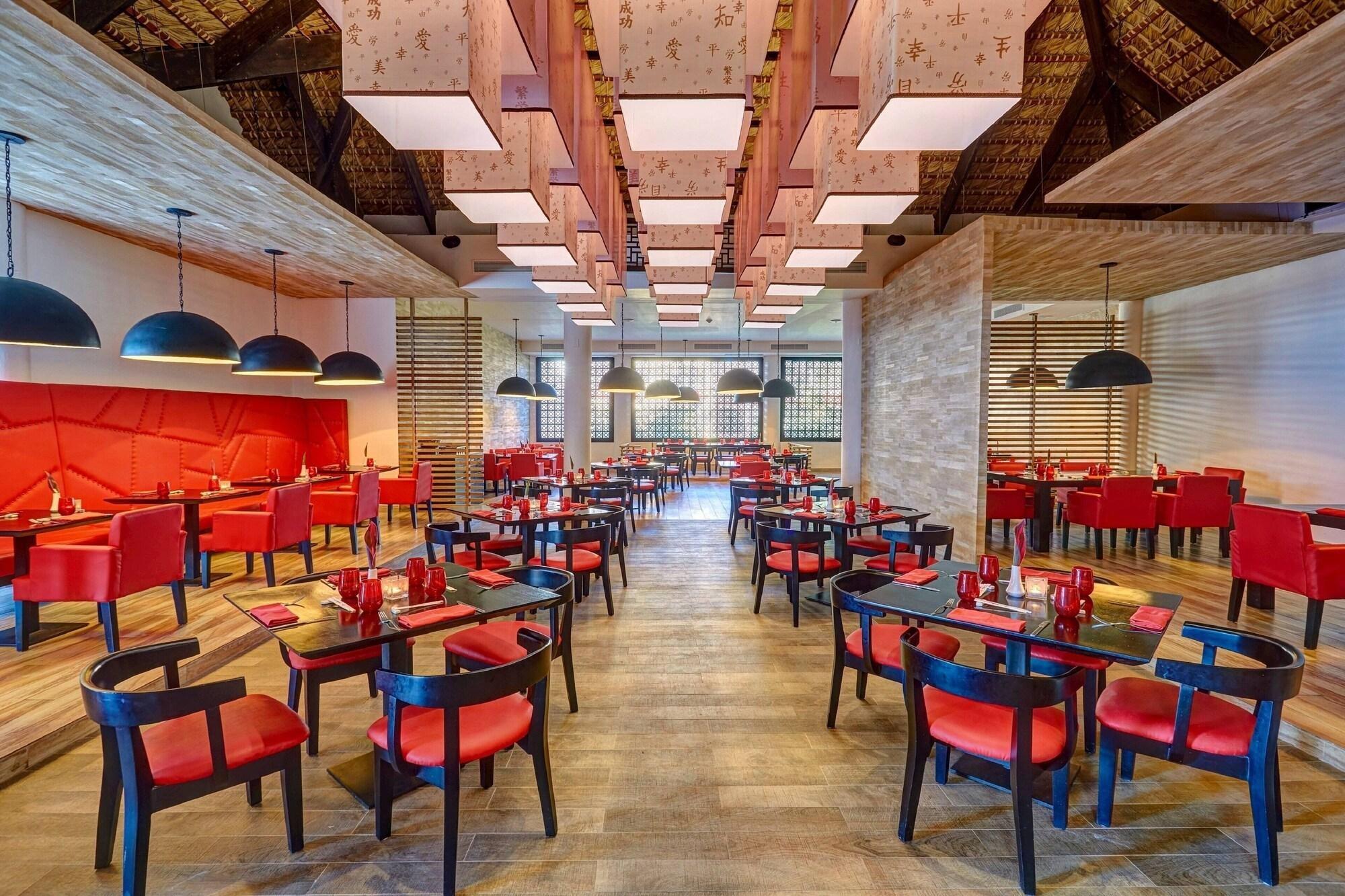 Royalton Punta Cana, An Autograph Collection All-Inclusive Resort & Casino بافارو المظهر الخارجي الصورة